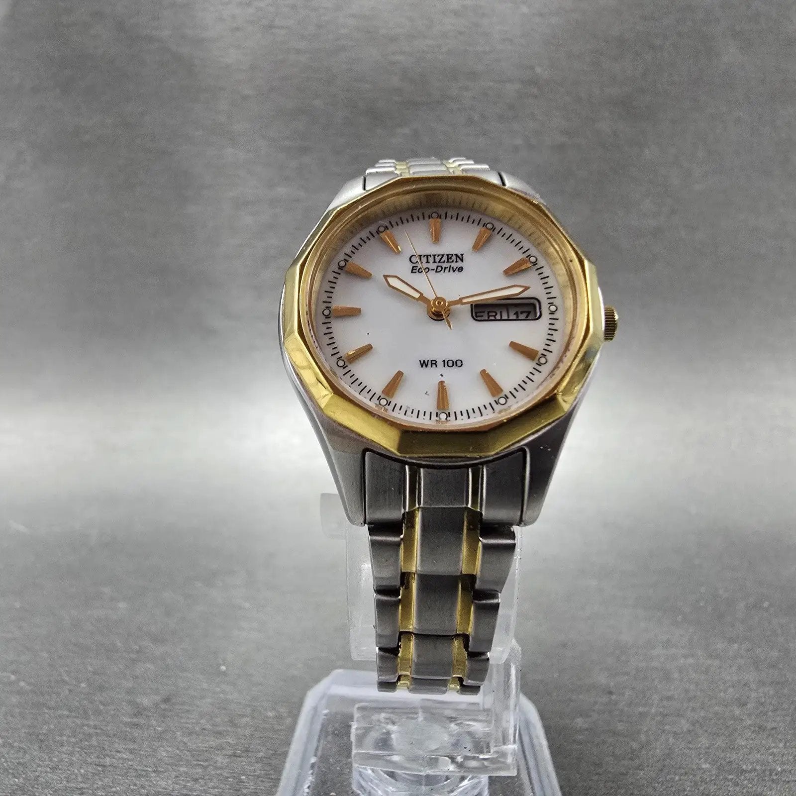 Citizen Eco-Drive Watch Women 26mm White Dial Two Tone Daydate E001-S053480 Runs5