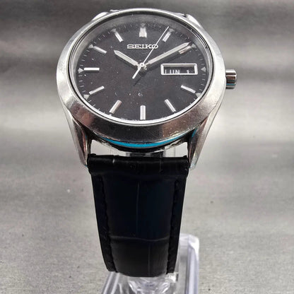 Seiko Watch Men 37mm Black Dial Silver Tone Daydate Round 7N43-9070 New Battery5
