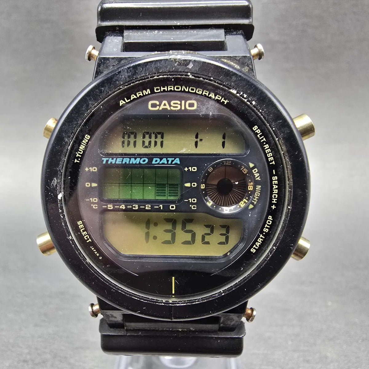 Casio G-Shock DW-6100 Watch Men 41mm Black Thermometer alarm Chrono READ! NewBat0