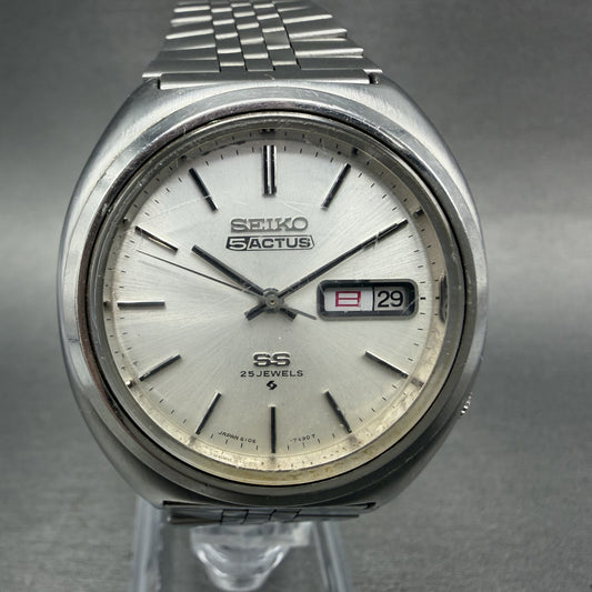 Seiko 5 Actus SS Watch Men 38mm Silver Dial Silver Tone Daydate 61067460 Runs F0
