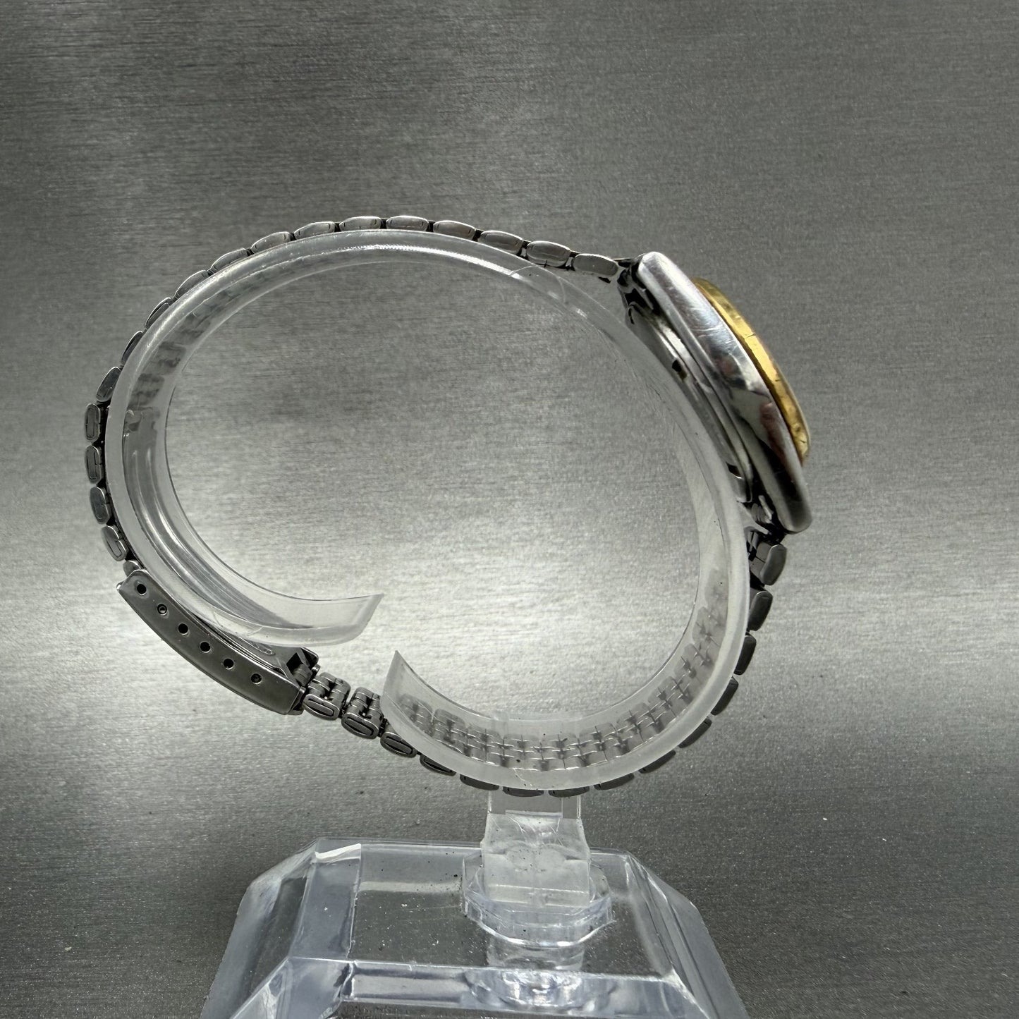 Seiko Watch Women 25mm White Dial Two Tone Daydate 7n830011 Round New BatteryBA8
