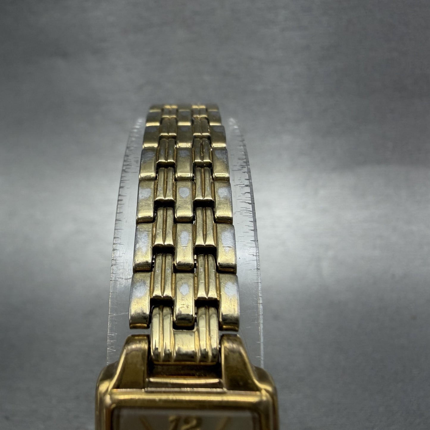 Seiko Tank Watch Women 16mm Champagne Dial Gold Tone 1N01-0FH0 New Battery ZYX24