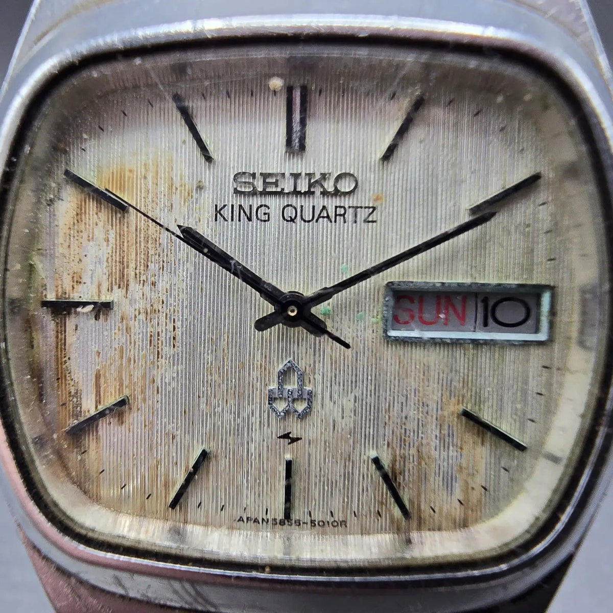 Seiko King Quartz Watch Men 34mm White Dial Silver Daydate 5856-5010 PARTS2