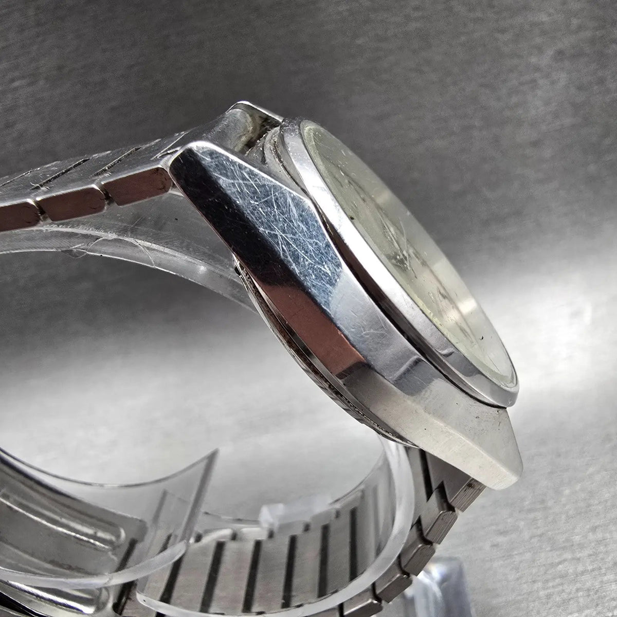 Seiko Alba Watch Men 35mm Silver Dial Silver Tone Daydate Y504-0010 New Battery3