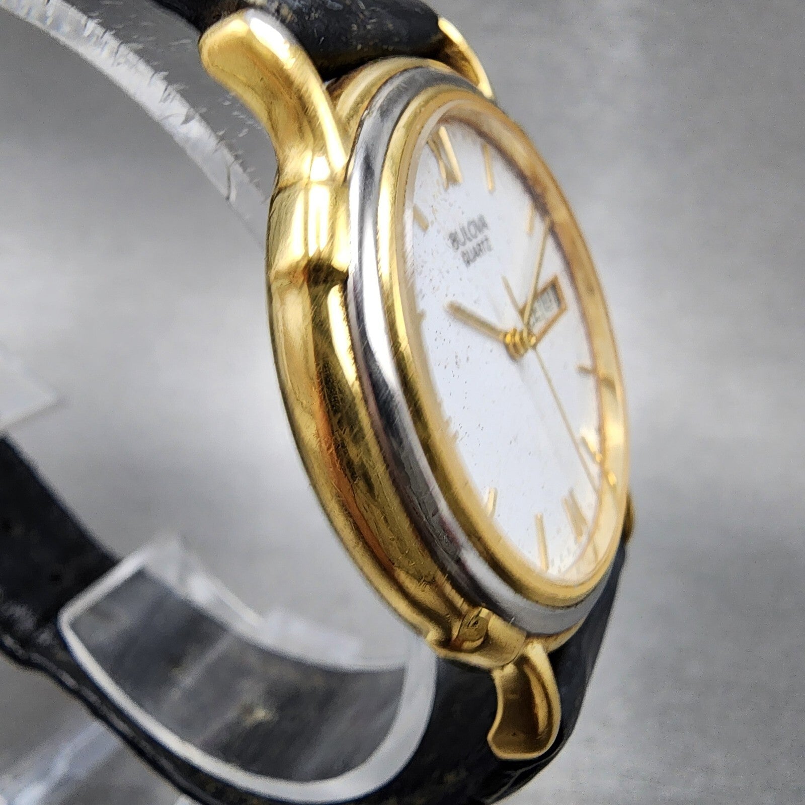 Bulova Watch Men 35mm White Dial Gold Tone Daydate Round 98C01 VTG New Battery3