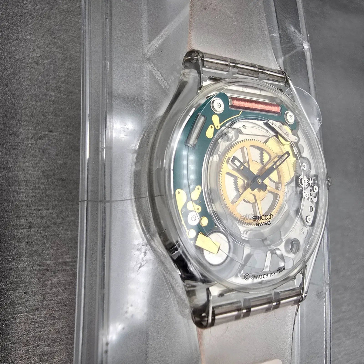 Swatch Jelly Skin Watch Men 34mm Skeleton Dial Clear Case SFK100 New Battery NOS5