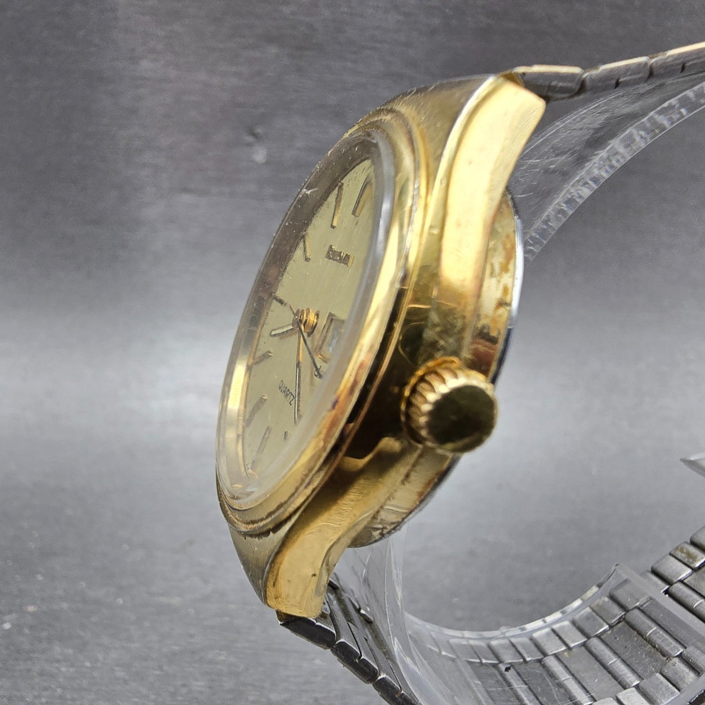 Bulova Watch Men 35mm Champagne Dial Gold Tone Daydate Round 6906 PARTS3