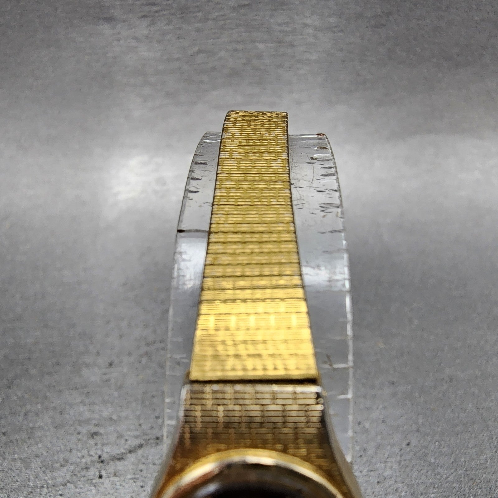 Citizen CQ Watch Women 16mm Black & Gold Dial Gold Tone Oval New Battery VTG4