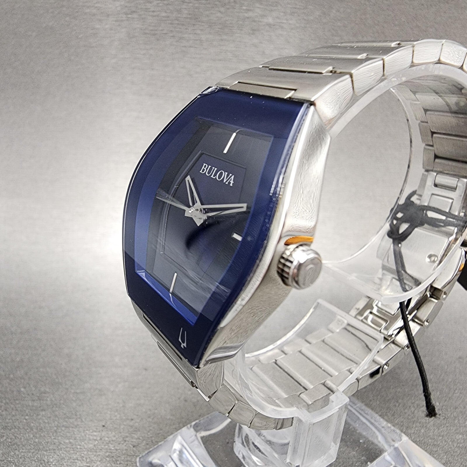 Bulova Futuro Watch Women 30mm Blue Dial Stainless Steel Tonneau 96L293 CHIPPED2