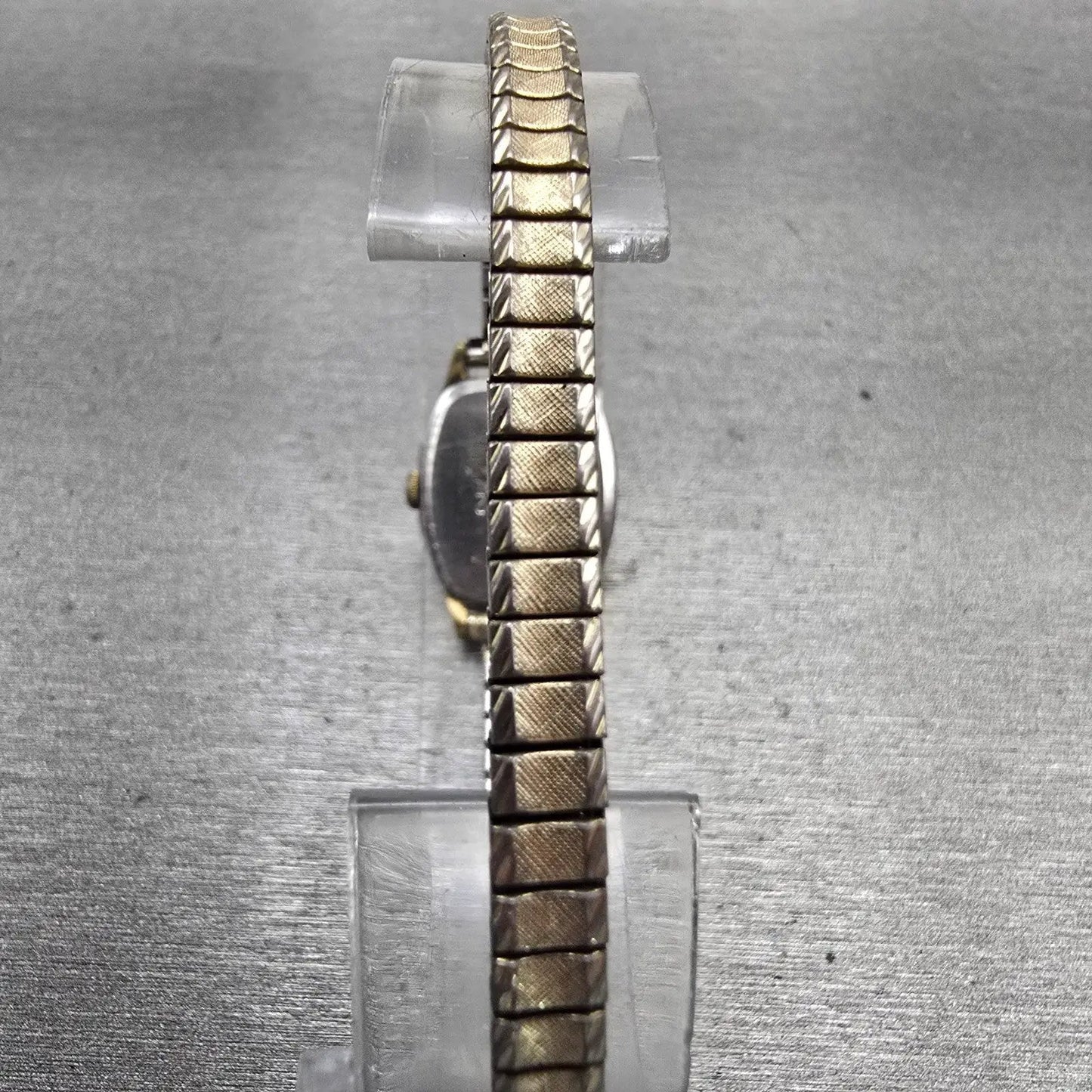 Seiko Watch Women 17mm White Dial Gold Tone Rectangle 2320-6559 New Battery VTG7