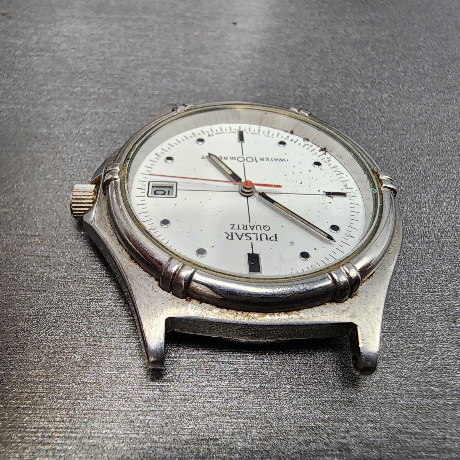 Pulsar Watch Men 37mm White Dial Silver Tone Date Round Y1477040 PARTS5