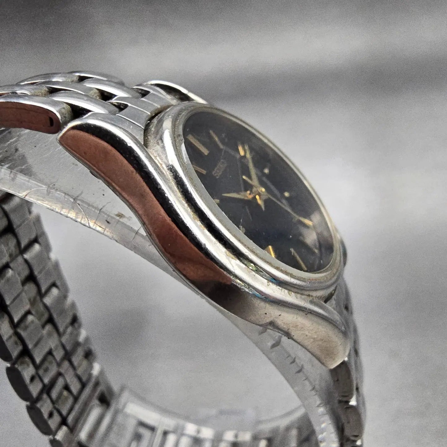 Seiko Watch Women 24mm Black Dial Silver Tone Round V401-1609 New Battery VTG3
