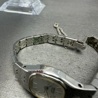 Seiko Watch Women 17mm Silver Dial Silver Tone Oval 7321-5399 New Battery TG611