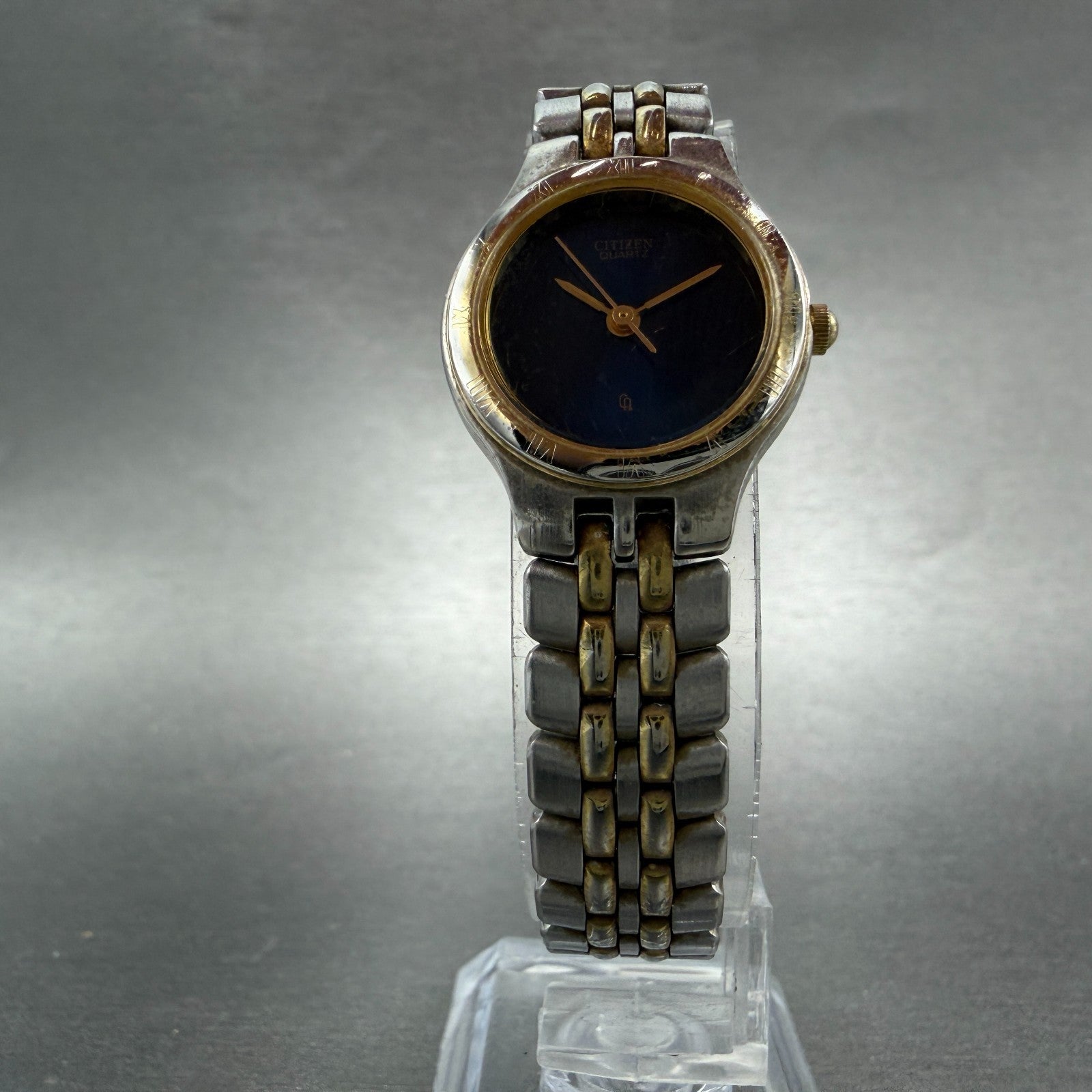 Citizen Watch Women 22mm Blue Dial Two Tone Round 5930-K04964 New Battery VTG6