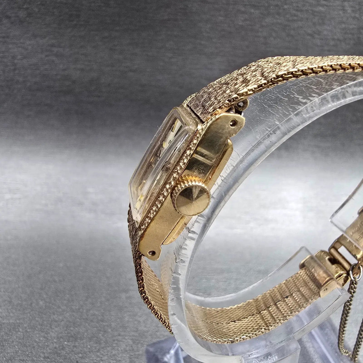 Seiko Watch Women 14mm Gold Dial Gold Tone Rectangle 11-3189 Manual Wind Works2