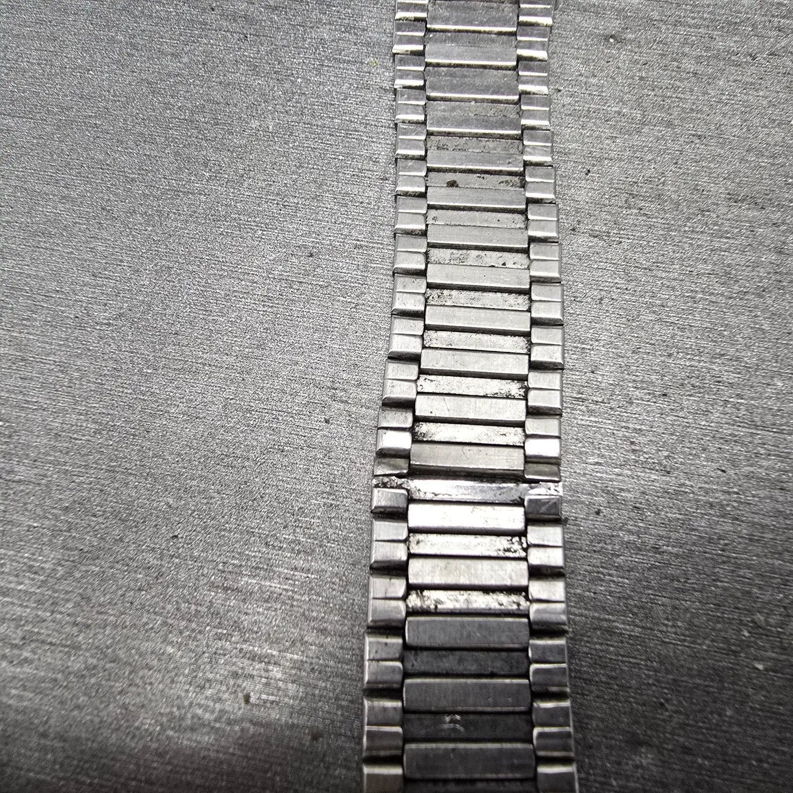 48591770