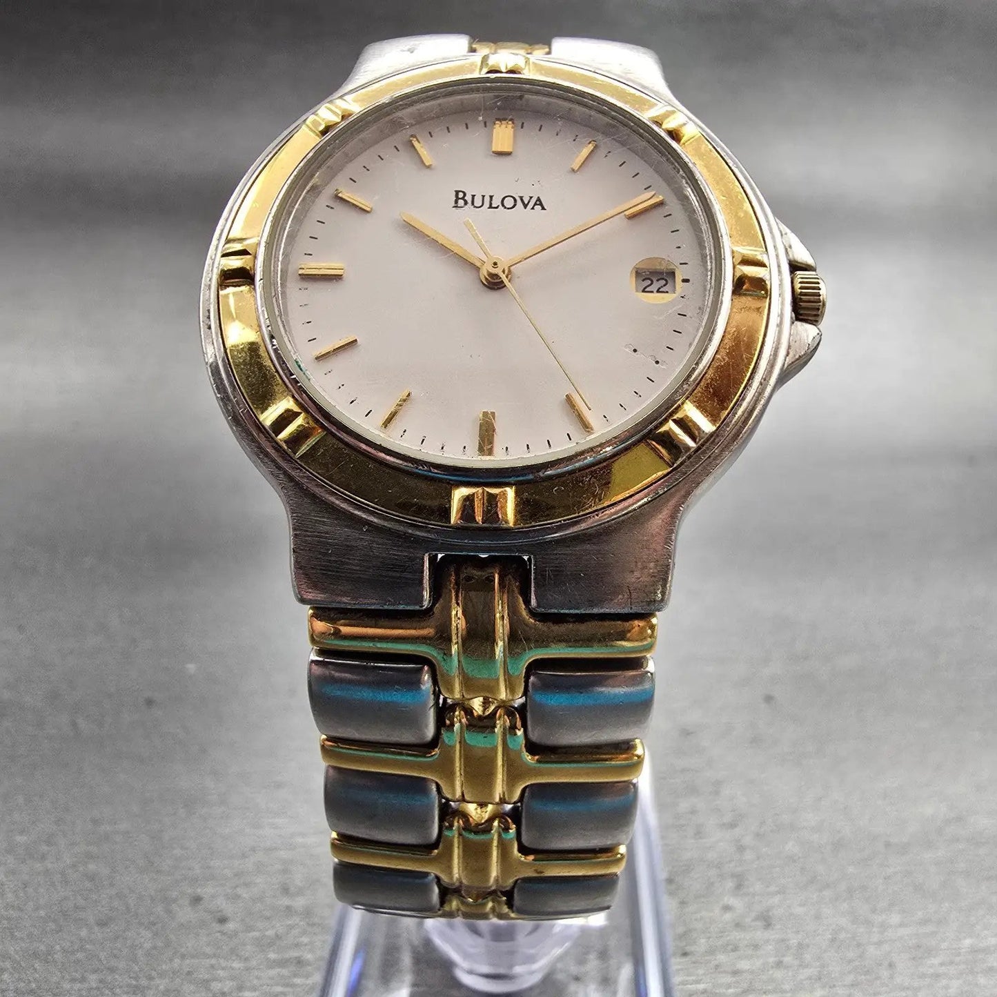 Bulova Watch Men 34mm White Dial Two Tone Date Round 98B52 New Battery5
