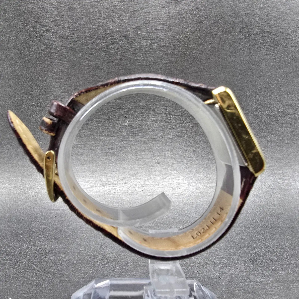 Seiko Solar Tank Watch Women 18mm Champagne Dial Gold Tone V115-0BD0 Runs JP8