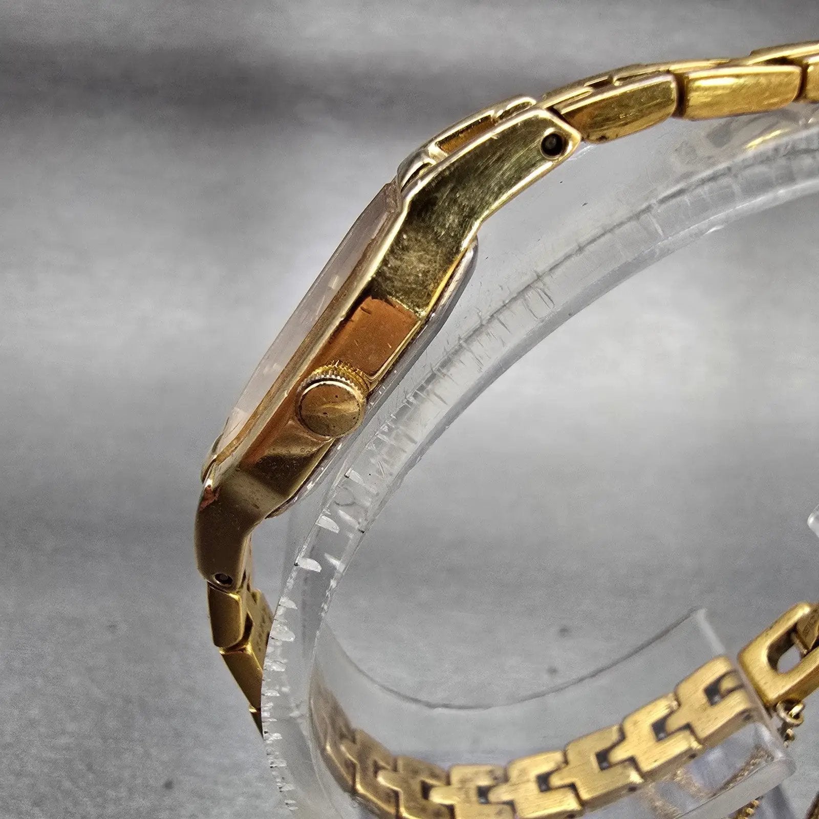 Seiko Watch Women 12mm Gold Dial Gold Tone Rectangle 2E20-6179 New Battery VTG2
