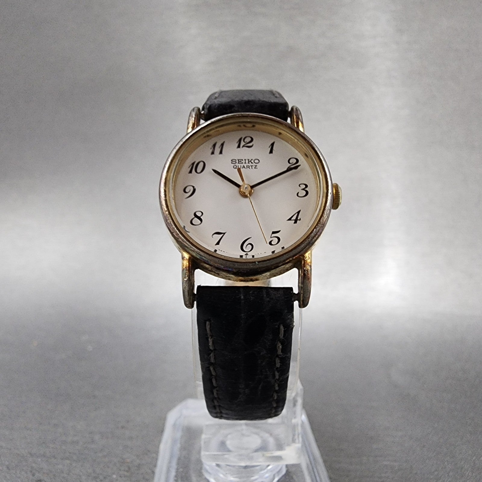 Seiko Watch Women 22mm White Dial Gold Tone Round 54210120 New Batter5