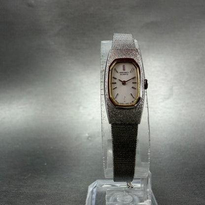 Seiko Tank Watch Women 13mm Silver Dial Silver Tone 2E20-6469 New Battery5