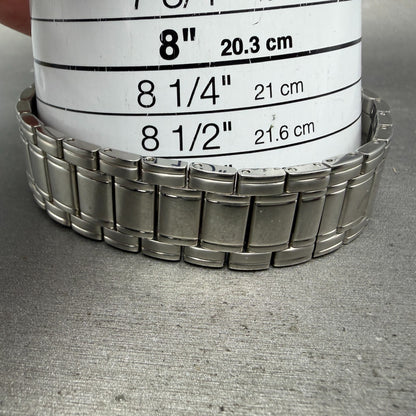 Bulova Tank Watch Men 29mm Silver Dial Silver Tone Date Rectangle 96B108 New Bat10