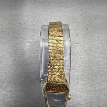 Citizen CQ Watch Women 12mm Black Dial Gold Tone Rectangle 2250-223373 New Batt4