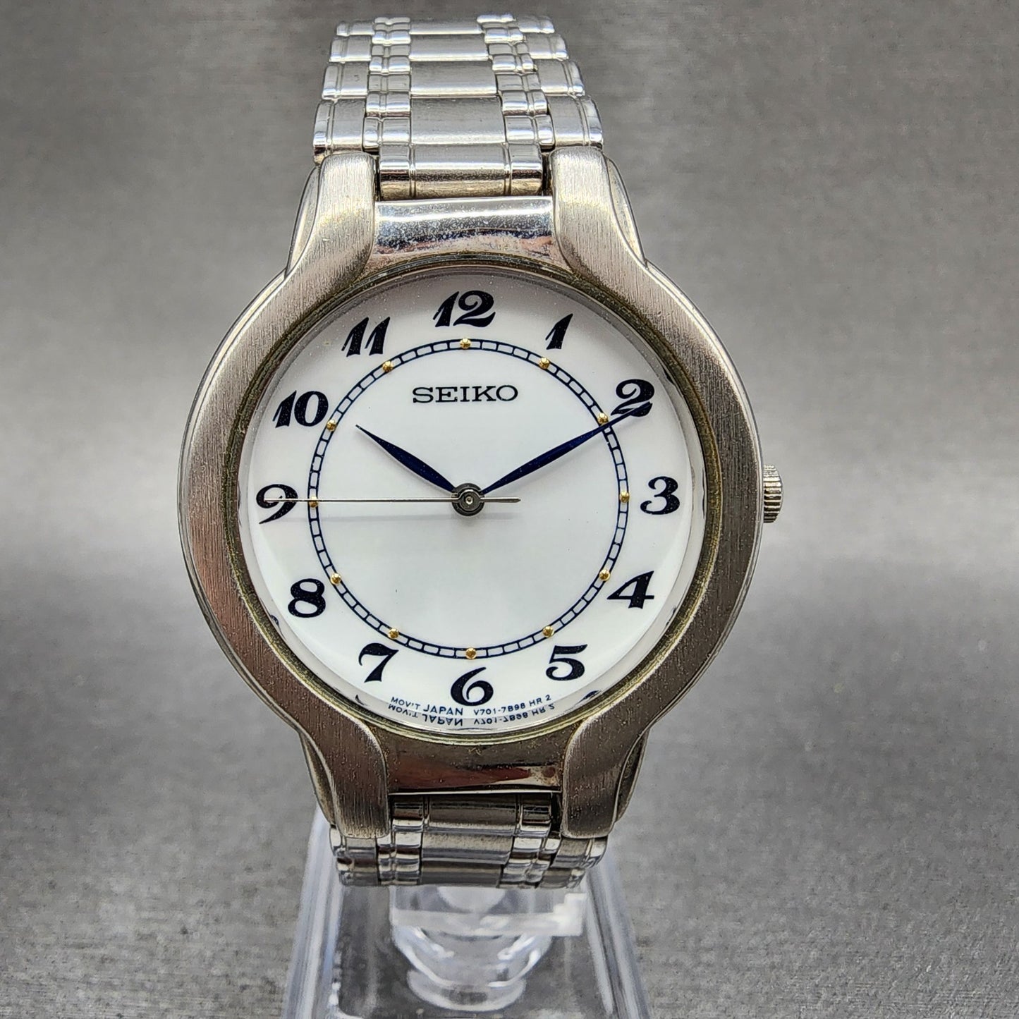 Seiko Watch Men 34mm White Dial Silver Tone Round V7017a70 New Battery0