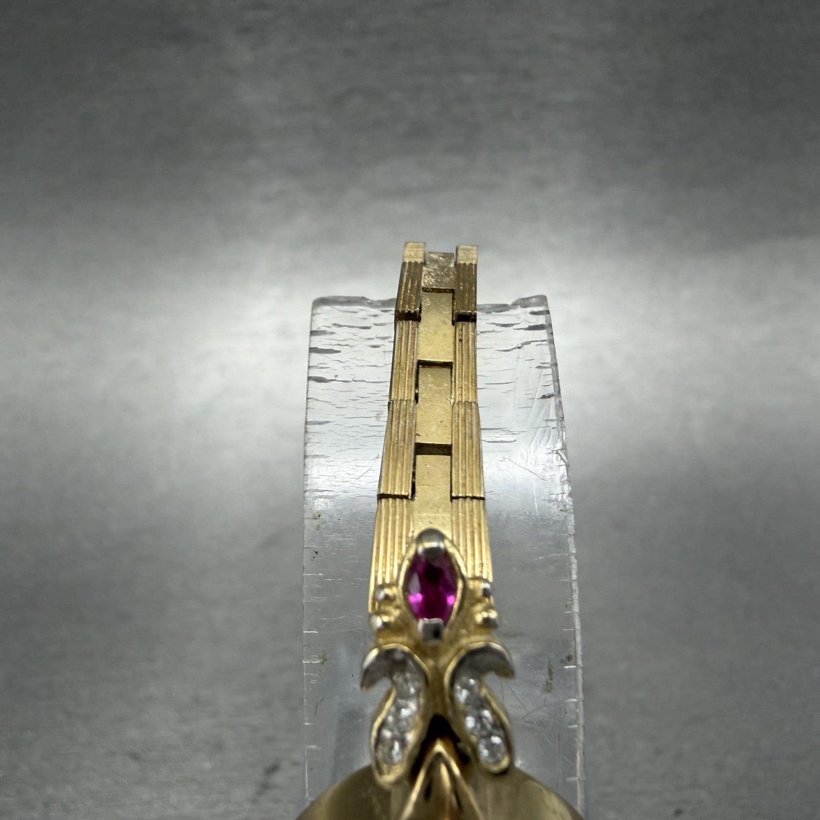 Elgin Watch Women 18mm MOP Dial Gold Tone Oval Ruby Diamond Bezel New Battery AB4