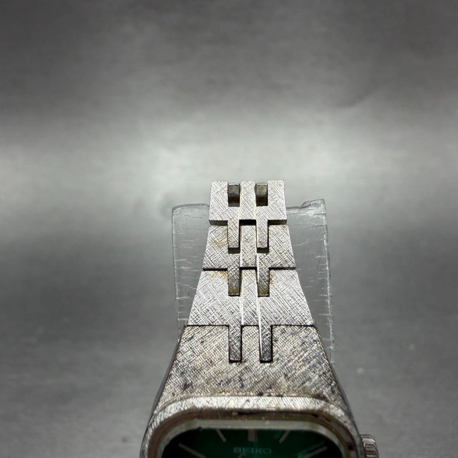 Seiko Special Watch Women 20mm Green Dial Silver Tone Manual 1140-3240 Runs VTG4