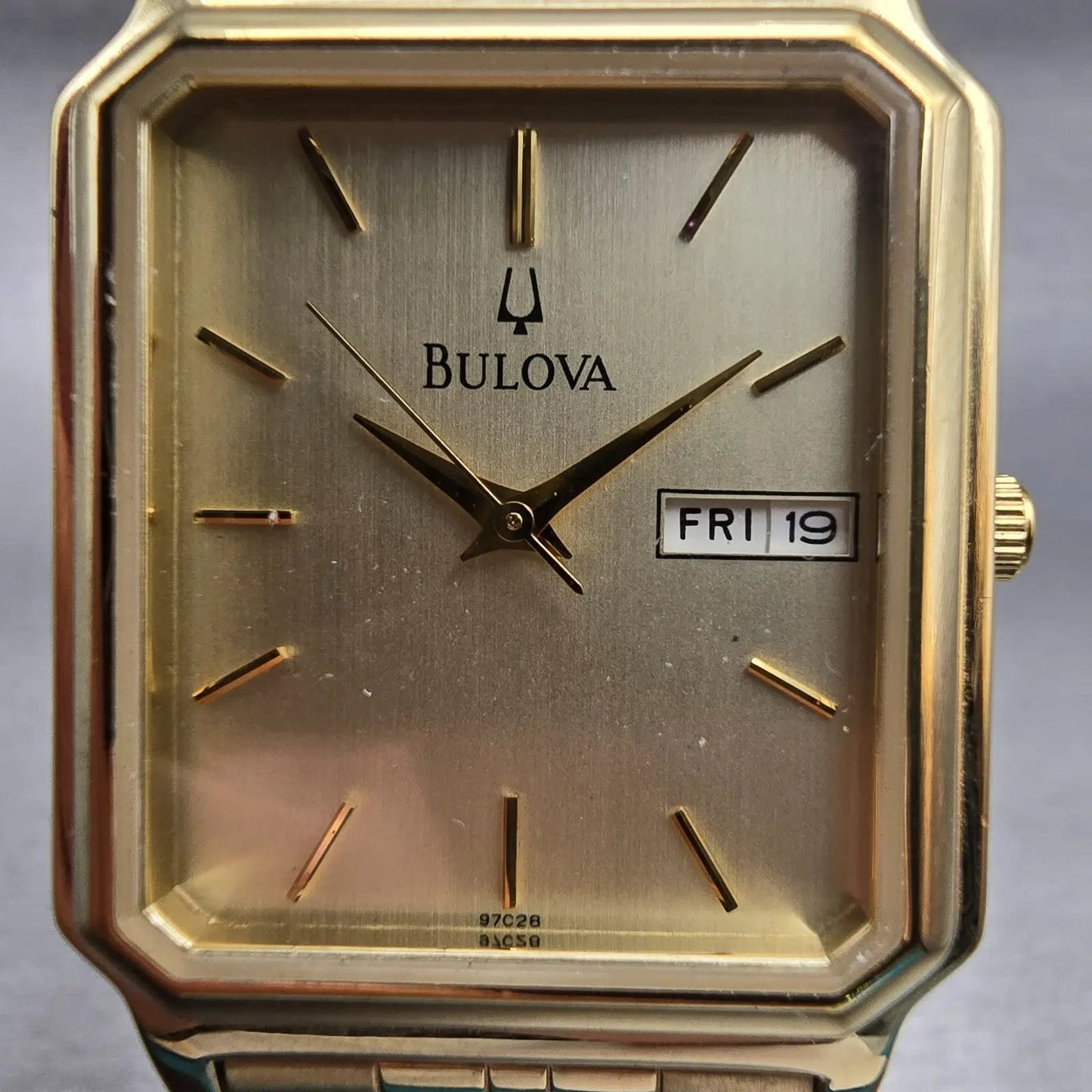 Bulova Watch Men 29mm Gold Dial Gold Tone Daydate Rectangle 97C28 New Battery1