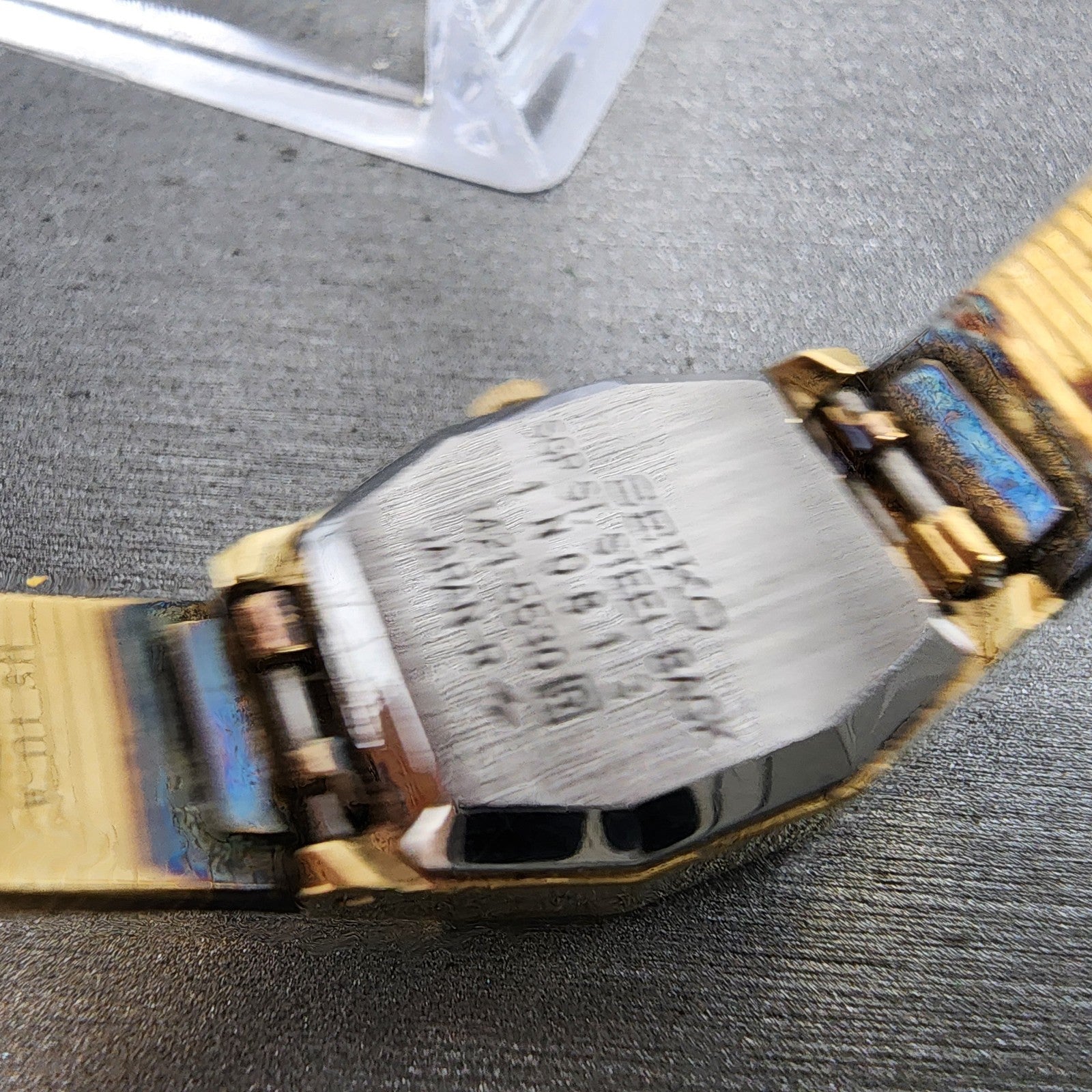 Seiko Watch Women 17mm Champagne Dial Gold Tone Octagon 14215530 New Battery9