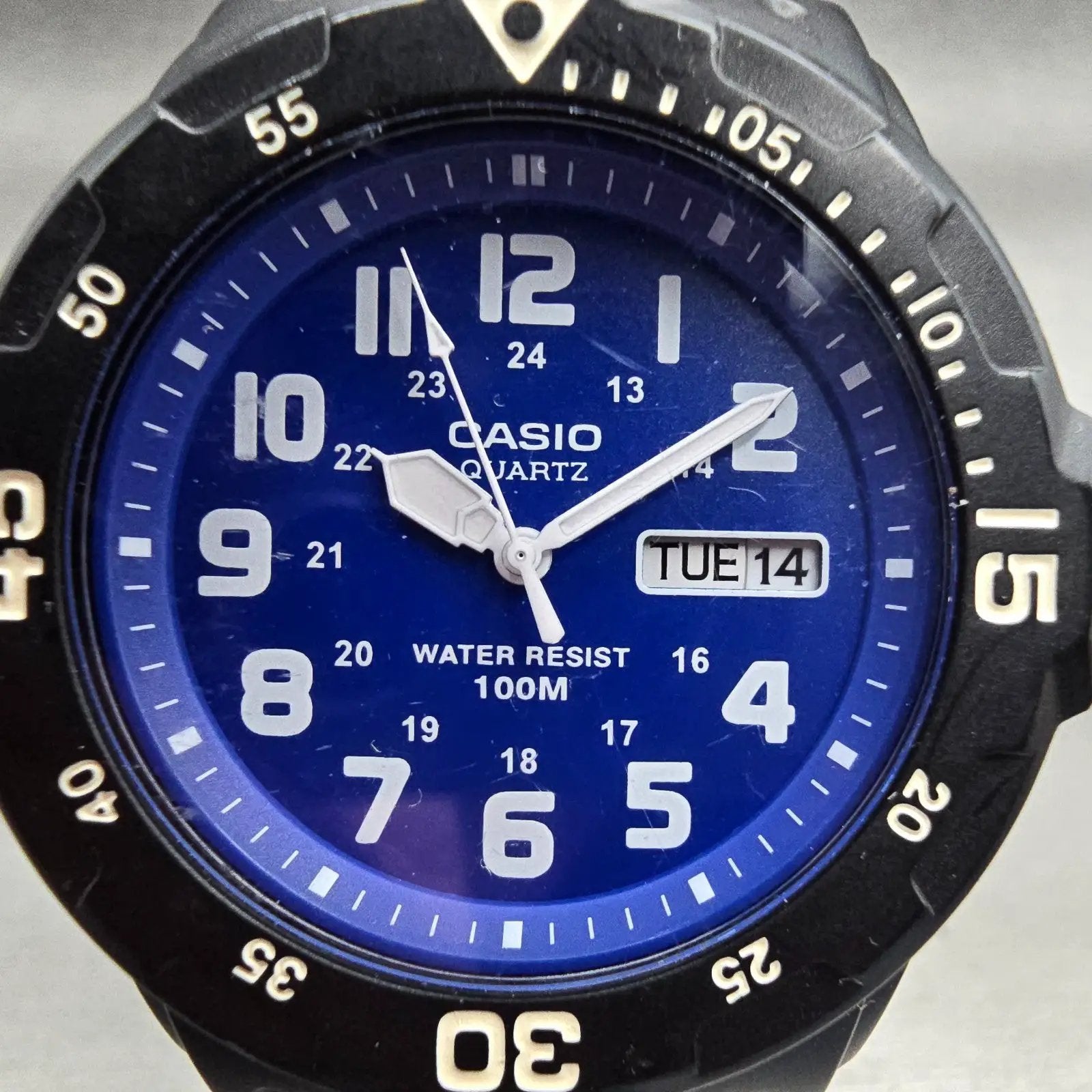Casio Watch Men 43mm Blue Dial Black Tone Daydate Round MRW-200H New Battery1