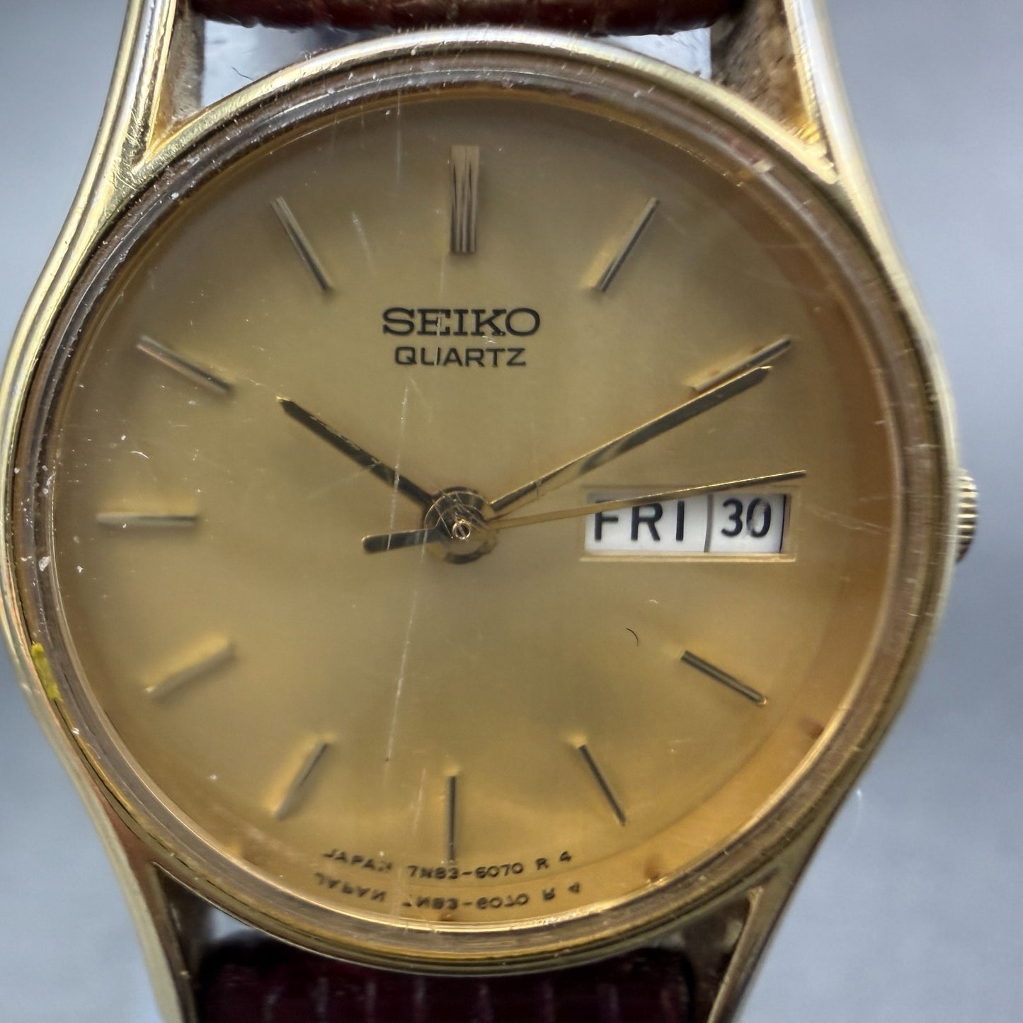 Seiko Watch Women 22mm Champagne Dial Gold Tone Round Daydate 7N83-6029 New Batt1