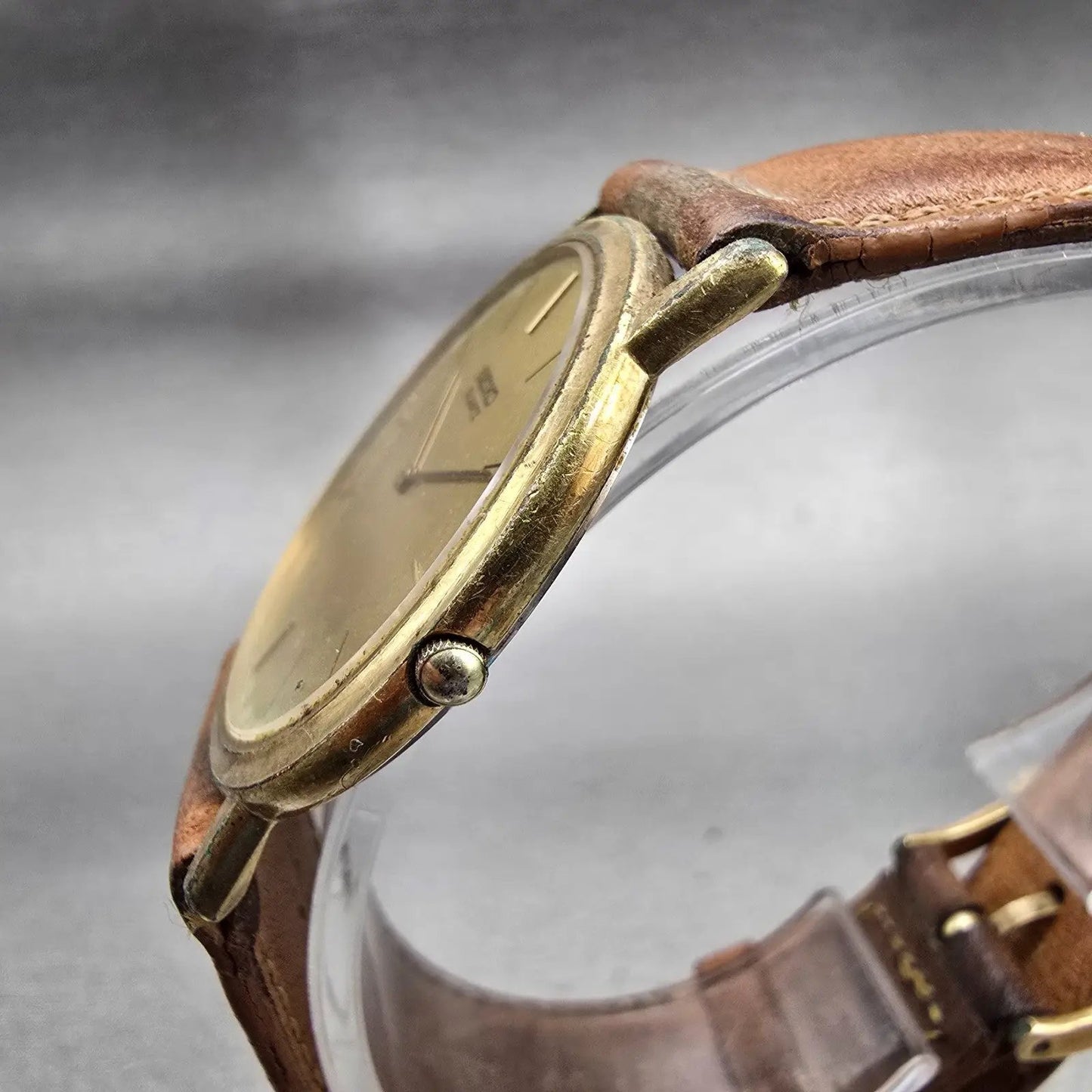 Seiko Watch Men 31mm Gold Dial Gold Tone Round 9300-7009 New Battery Vintage2