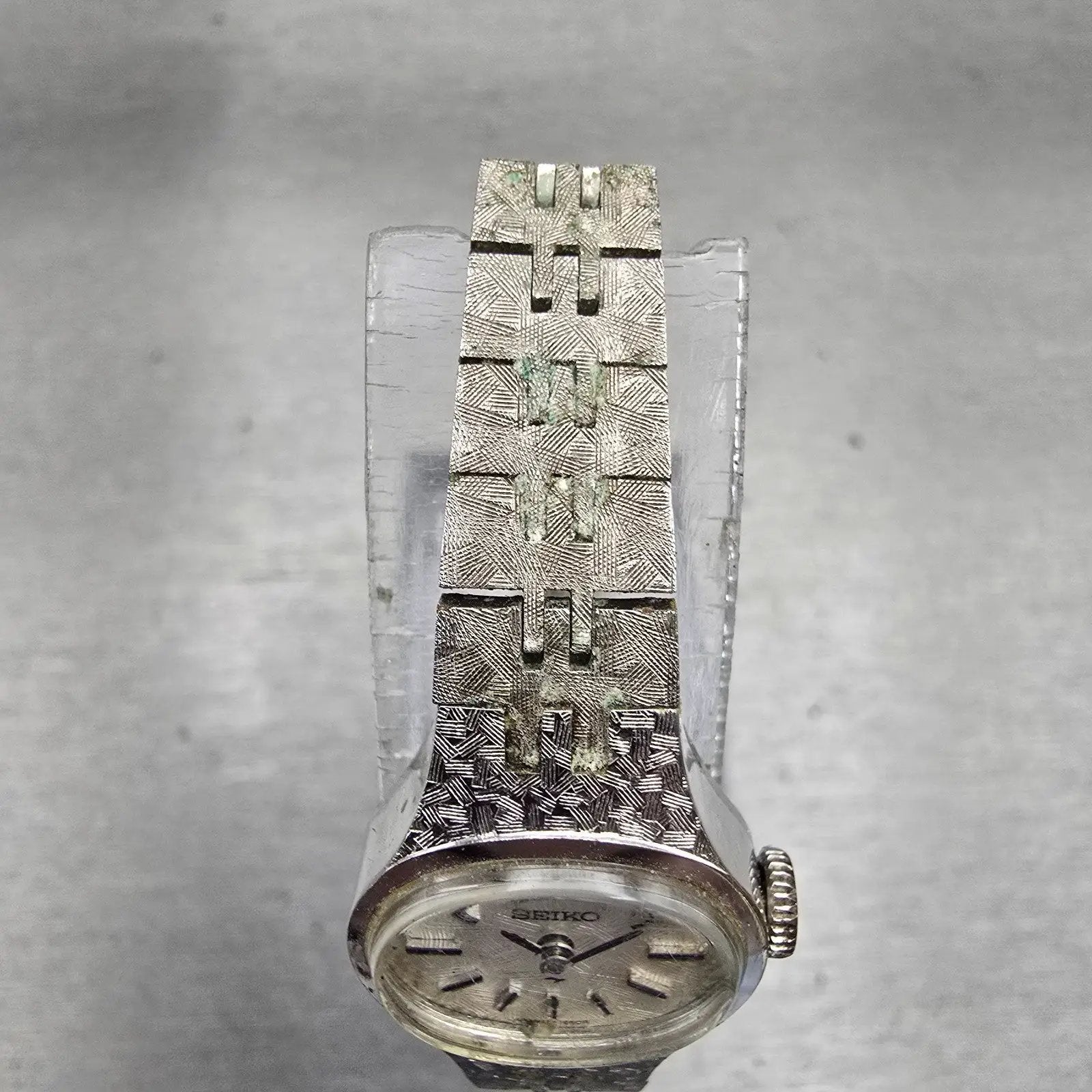 Seiko Watch Women 17mm Silver Dial Silver Tone Oval 11-7619 Manual Wind Runs VTG4