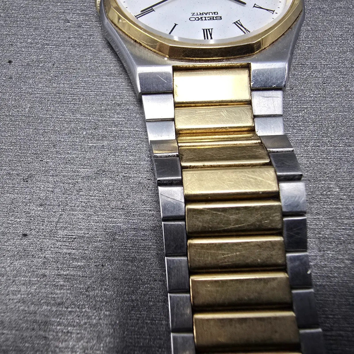 Seiko Watch Men 33mm White Dial Two Tone Daydate SQ 7132A VTG PARTS6