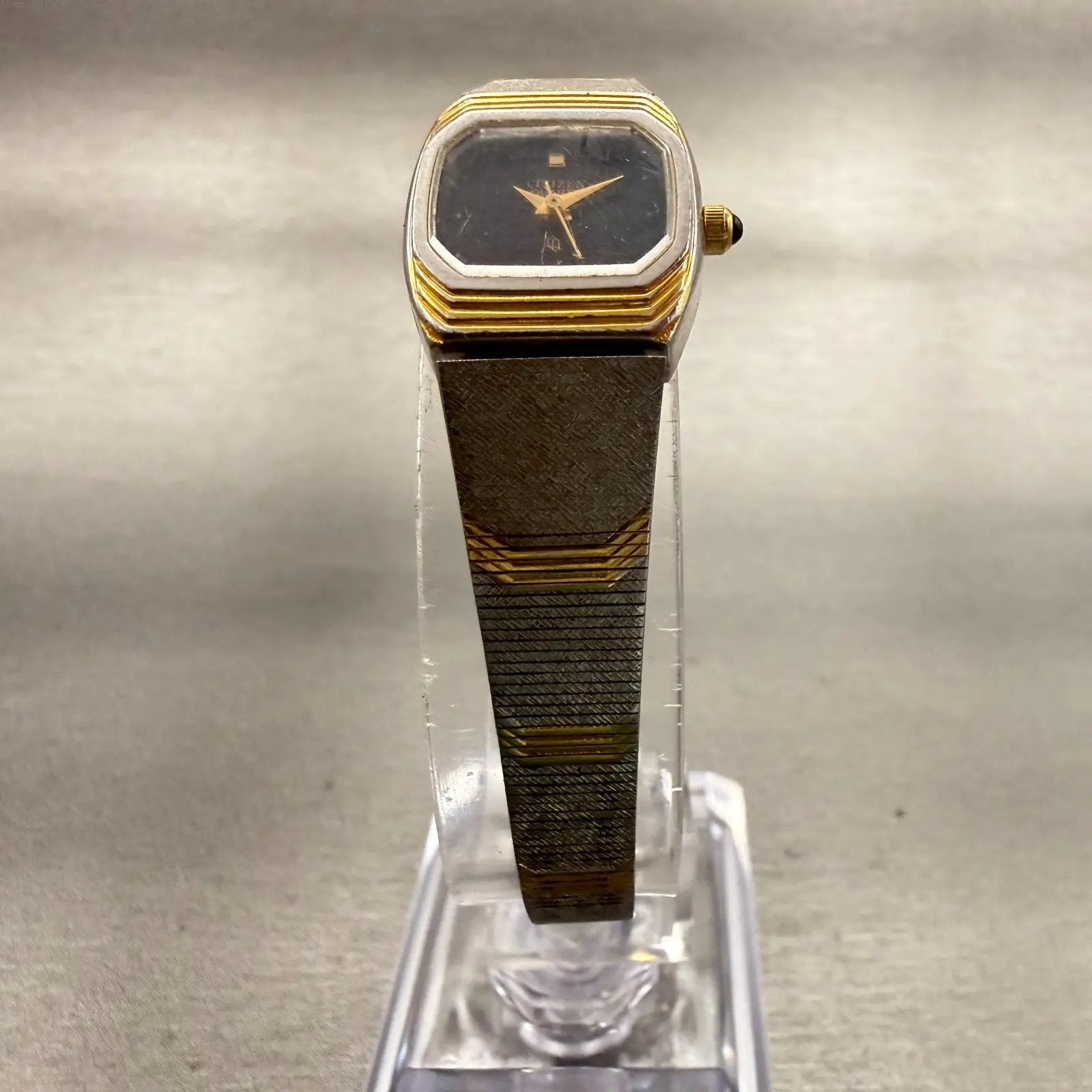 Citizen CQ Watch Women 17mm Black Dial Two Tone Rectangle 2951-890001 New Batt5