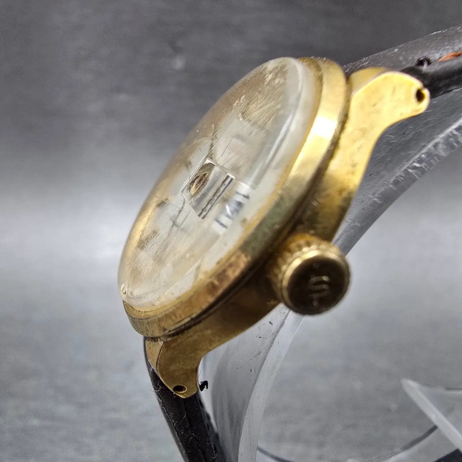 Seiko Chorus Watch Women 26mm Silver Dial Gold Tone Manual 2119-0010 Runs VTG2