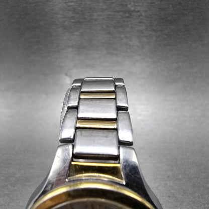 Seiko Solar Watch Women 29mm Silver Dial Two Tone Date Round V137-0BH0 Runs JP4