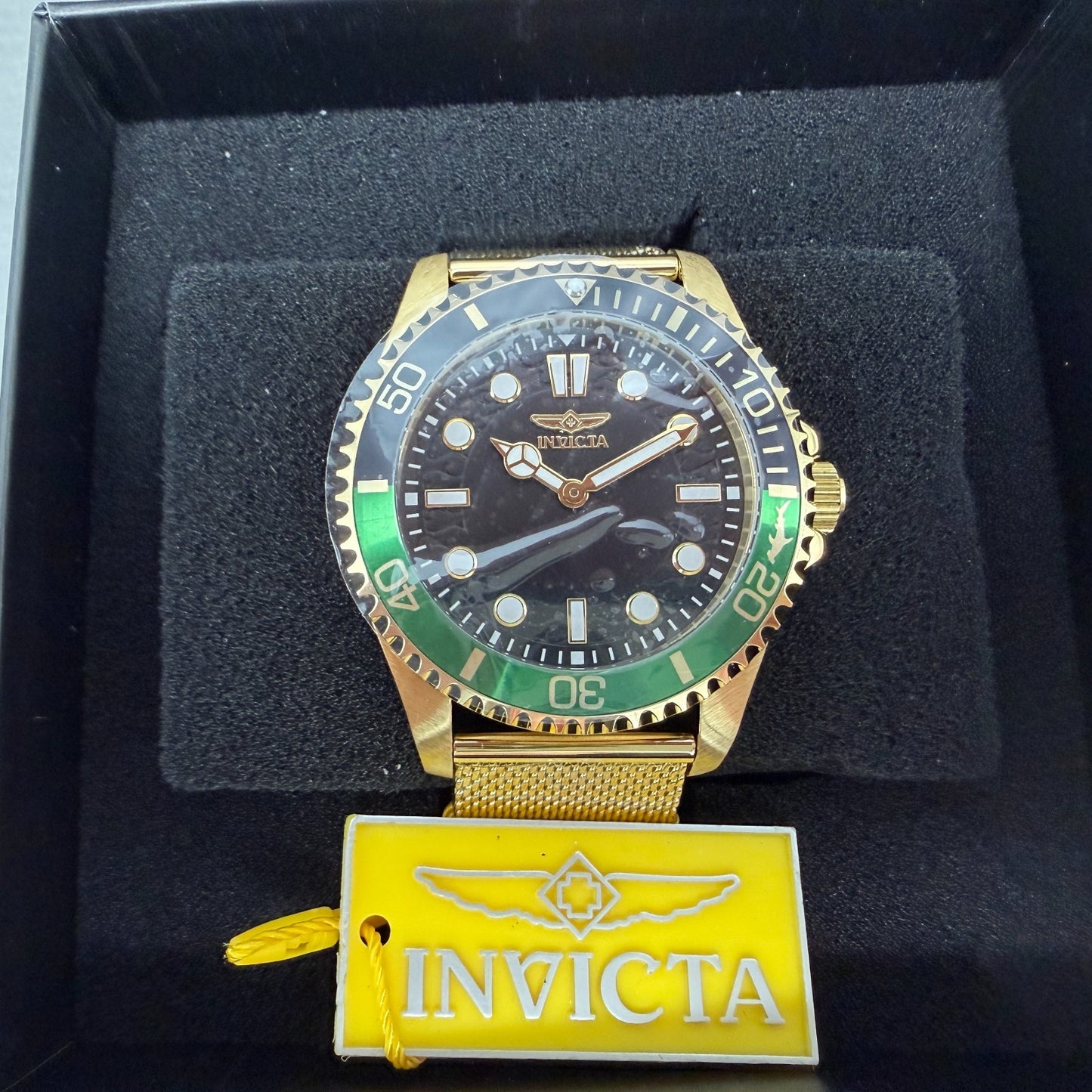 Invicta Pro Diver Watch Men 43mm Black Dial Gold Tone Bracelet Round 496920