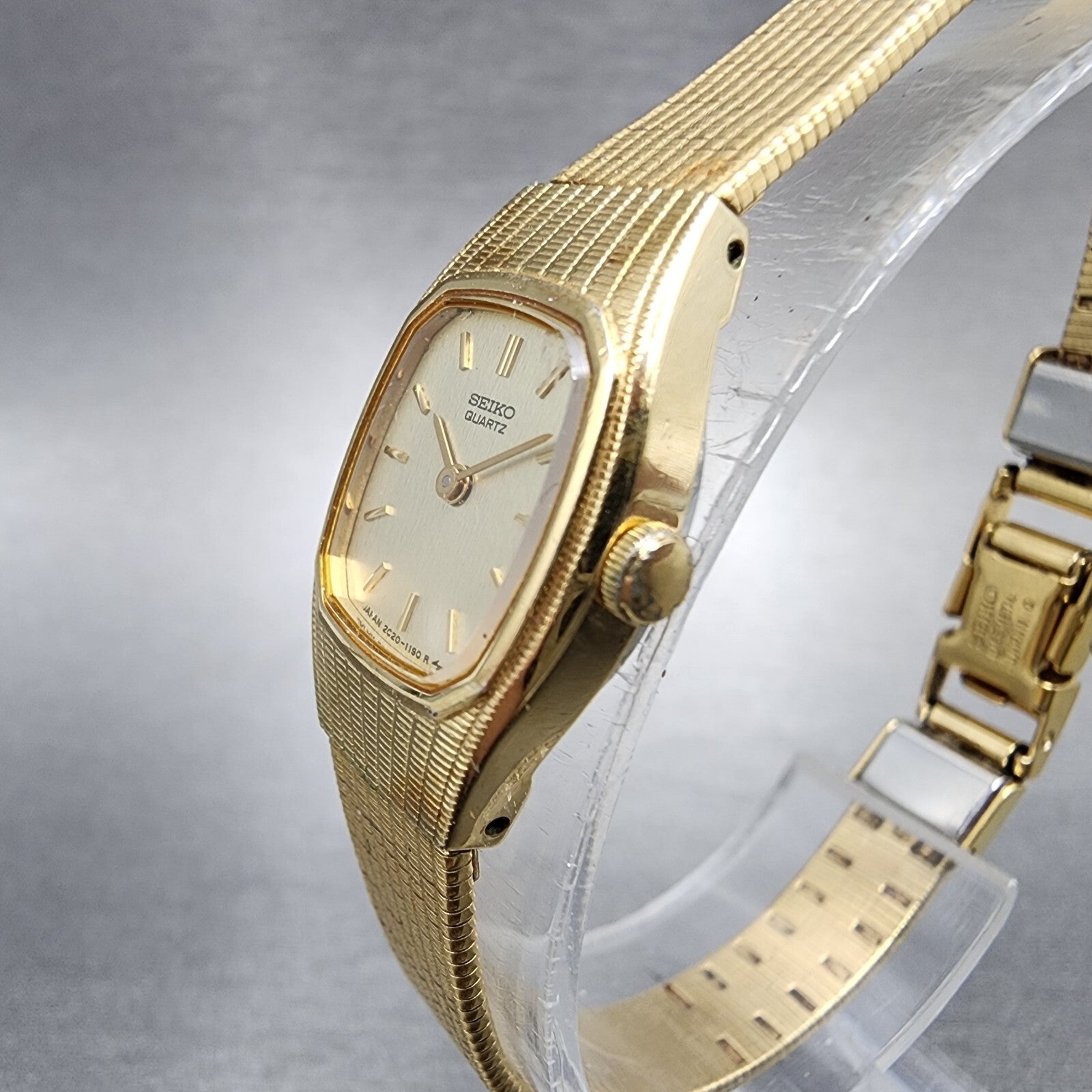 Seiko Watch Women 16mm champange Dial Gold Tone Octagon 2C205569 New Battery2