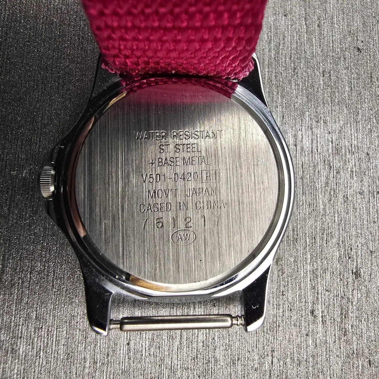 Seiko Alba Minnie Mouse Watch Women 26mm White Dial Silver V501-0420 New Battery10