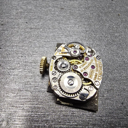 LeCoultre Caliber 490/BW 17 Jewel Watch Movement Vintage  Manual Wind Runs4
