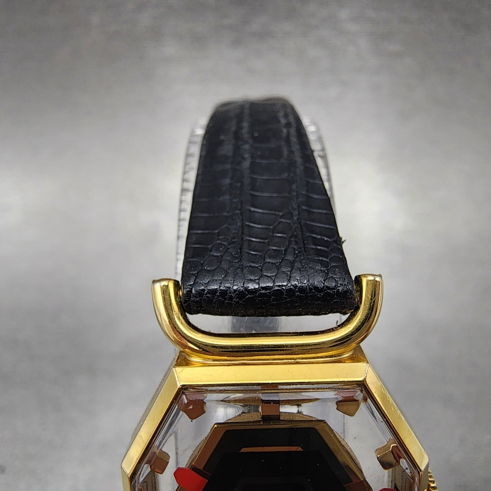 Juvenia Mystery Dial Watch Women 23mm Black Dial Gold Plated Octagon Manual Wind5