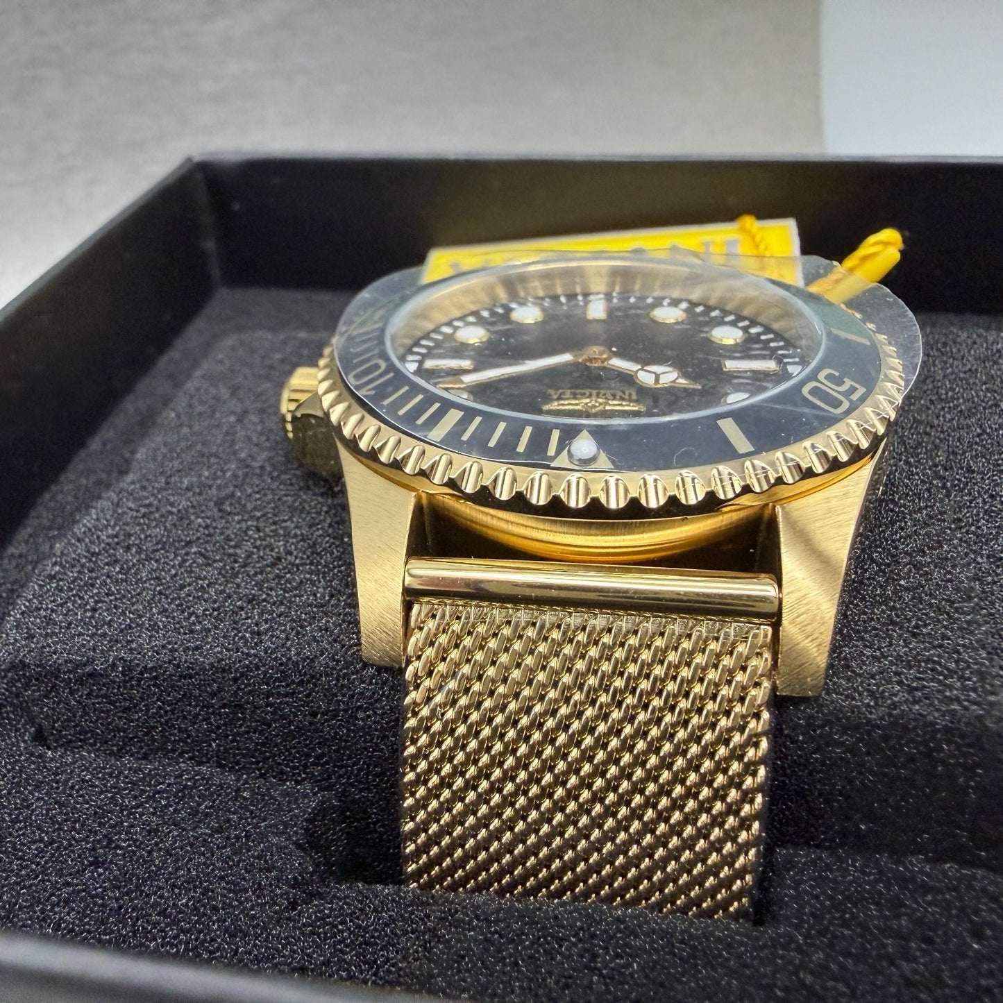 Invicta Pro Diver Watch Men 43mm Black Dial Gold Tone Bracelet Round 496925