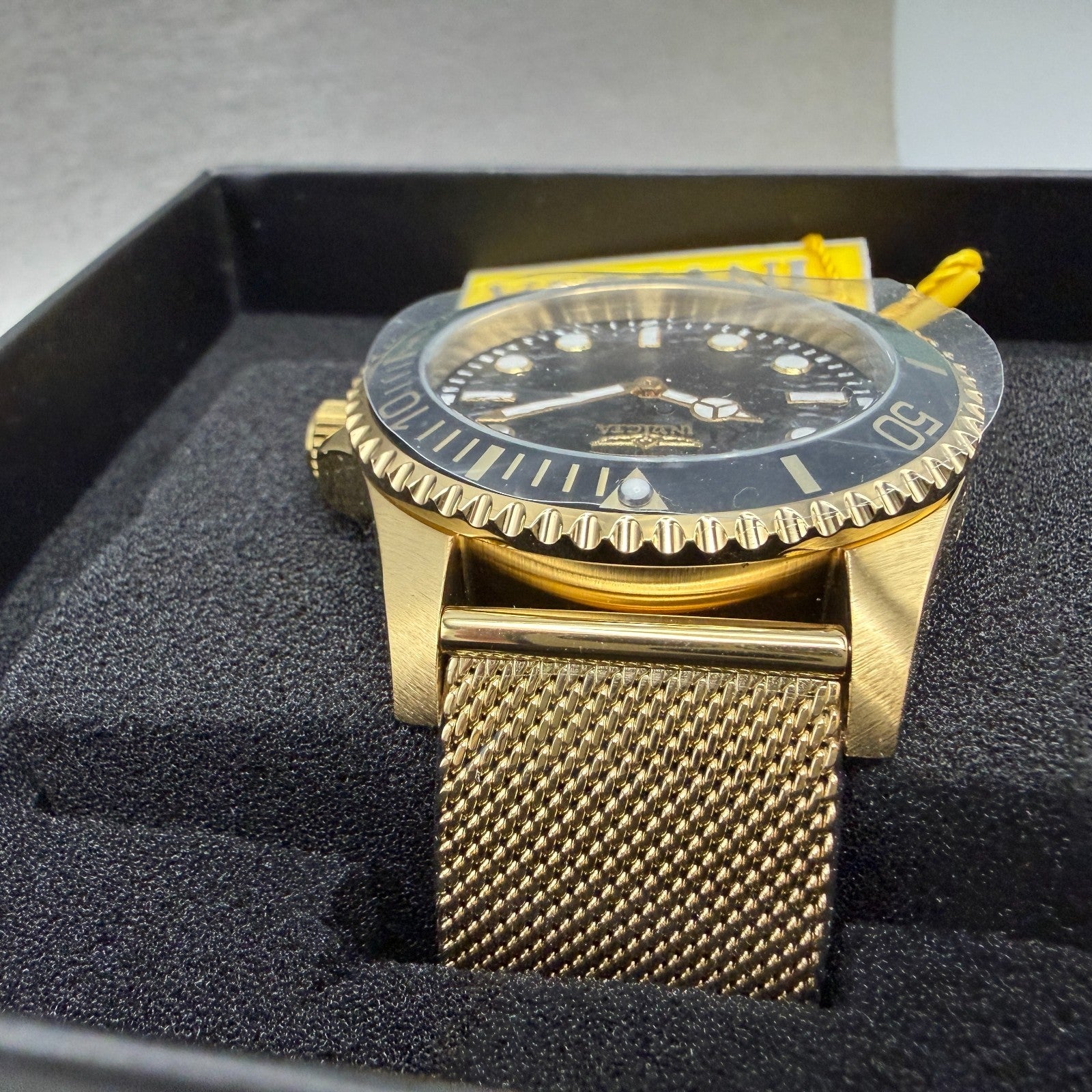 Invicta Pro Diver Watch Men 43mm Black Dial Gold Tone Bracelet Round 496925
