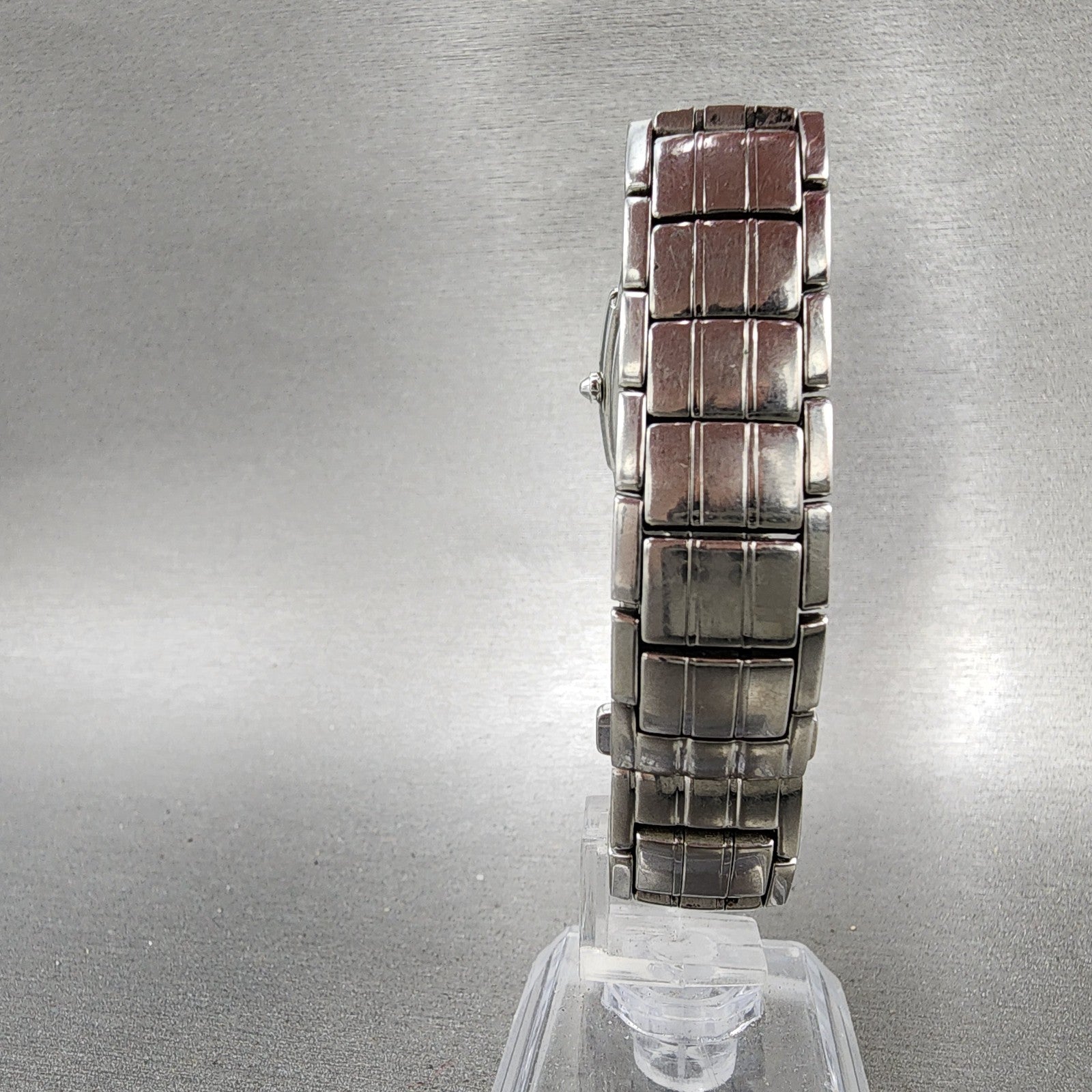 Seiko Vivace Tank Watch Women 22mm MOP Dial Silver Tone 1n000cn0 New Battery7