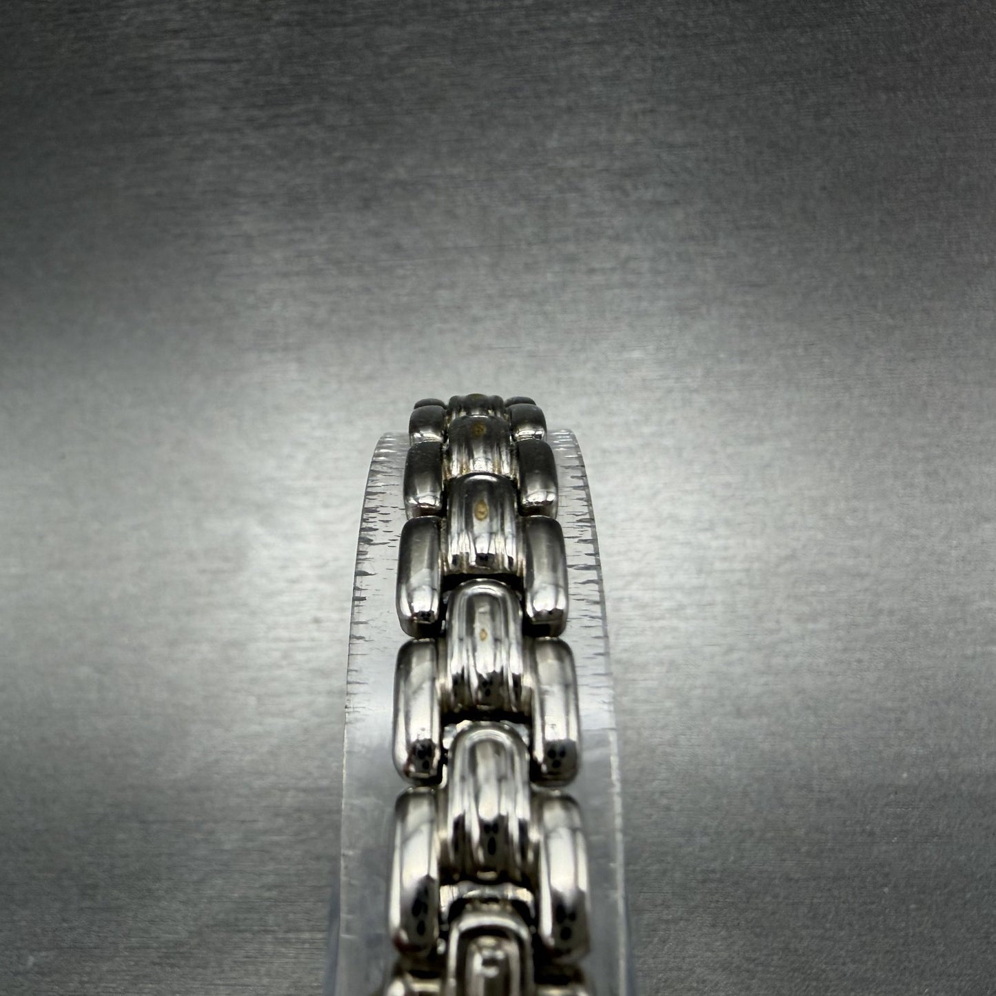 Citizen Watch Women 20mm Silver Dial Silver Tone Round 5920-S57707 New BatteryAB4