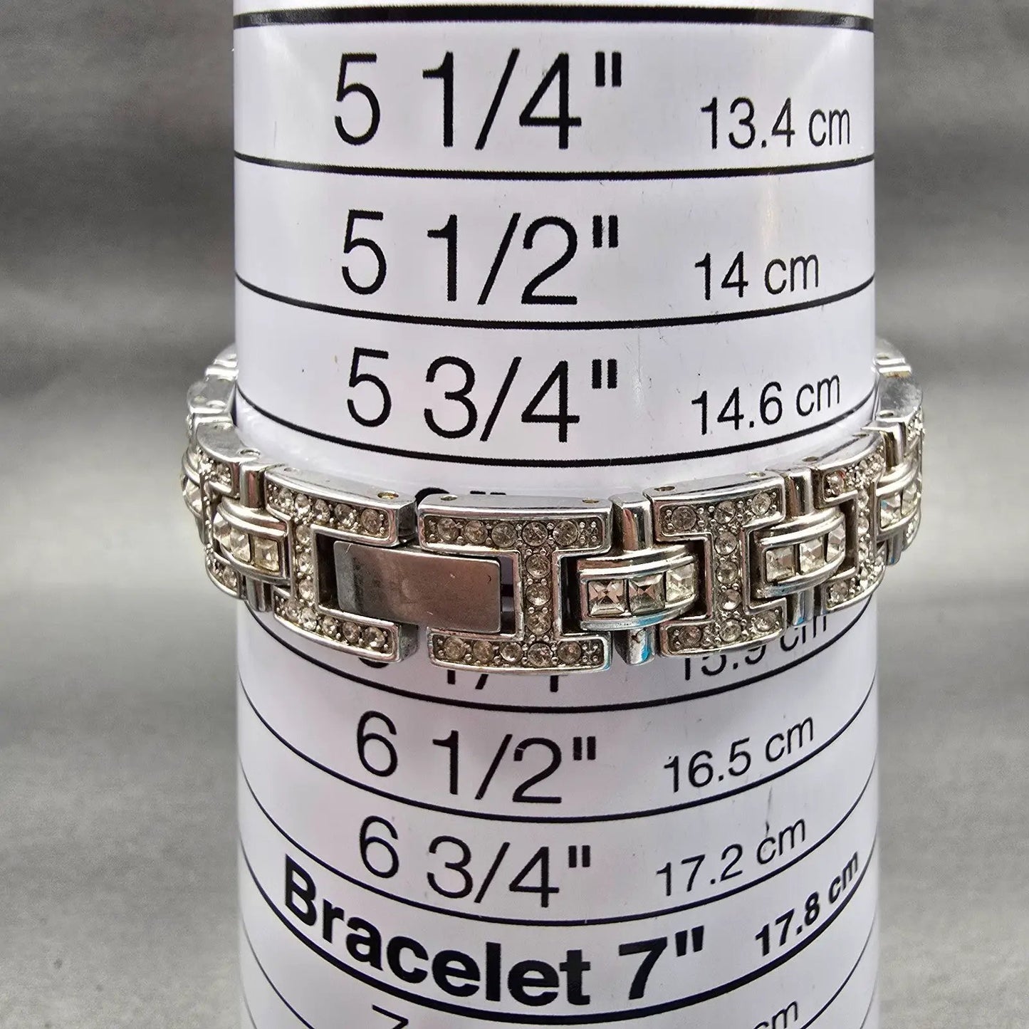 Bulova Watch Women 19mm White Dial Silver Tone Gemmed Round 96T21 New Battery9
